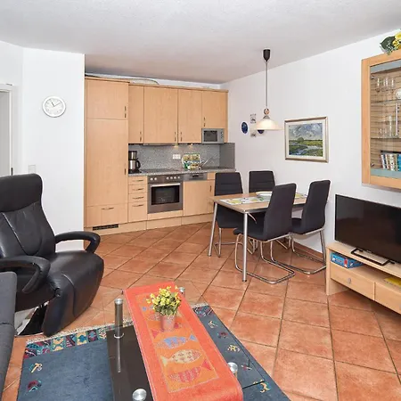 Strandburg, 4 *